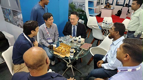 西朗门业合影 西朗门业合影