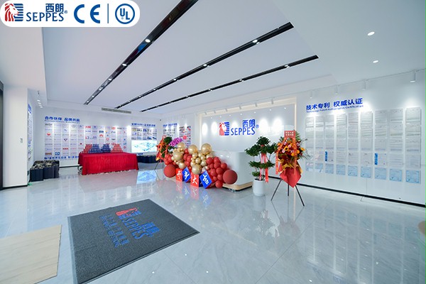 西朗门业 西朗门业